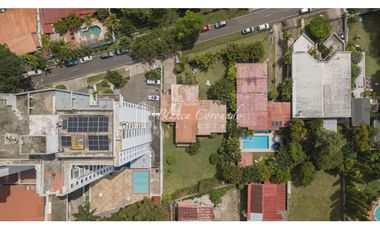 CASA EN VENTA EN COCO DEL MAR 1,257 M2 Terreno, Construcción 237 M2