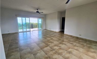 SE VENDE APARTAMENTO EN CORONADO
