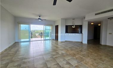 SE VENDE APARTAMENTO EN CORONADO