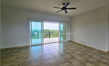 SE VENDE APARTAMENTO EN CORONADO