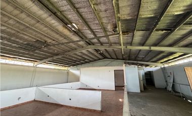 VENTA GALERA EN RIO ABAJO (EC)