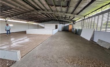 VENTA GALERA EN RIO ABAJO (EC)