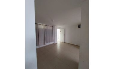 SE VENDE APARTAMENTO PH Mystic Hills TORRE 400
