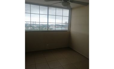 SE VENDE APARTAMENTO PH Mystic Hills TORRE 400