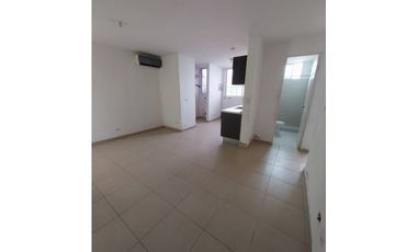 SE VENDE APARTAMENTO PH Mystic Hills TORRE 400