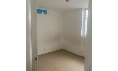 SE VENDE APARTAMENTO PH Mystic Hills TORRE 400