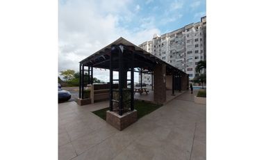 SE VENDE APARTAMENTO PH Mystic Hills TORRE 400