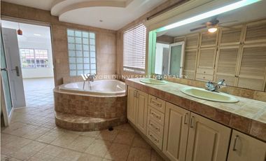 SE VENDE CASA EN BETANIA