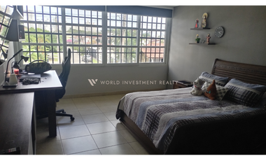 Venta de Casa en La Alameda ideal para Embajadas