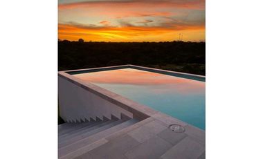 Hermosa Finca Ecuestre de 3.6 Hectáreas en San Carlos