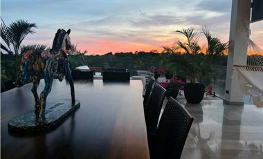 Hermosa Finca Ecuestre de 3.6 Hectáreas en San Carlos