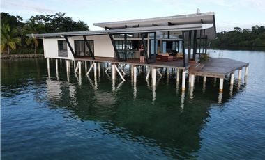 VENTA ISLA PRIVADA ISLA COLON BOCAS DEL TORO