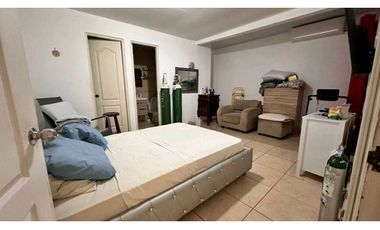 VENDO CASA BRISAS DEL GOLF OCCIDENTE