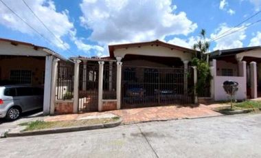 VENDO CASA BRISAS DEL GOLF OCCIDENTE