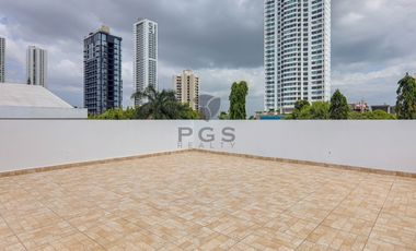 PH Minimal Houses, Altos del Golf – Amplia casa en Alquiler
