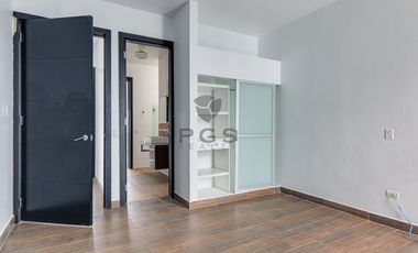 PH Minimal Houses, Altos del Golf – Amplia casa en Alquiler