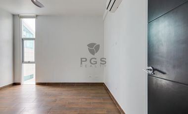 PH Minimal Houses, Altos del Golf – Amplia casa en Alquiler