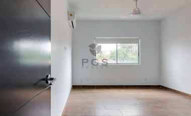 PH Minimal Houses, Altos del Golf – Amplia casa en Alquiler