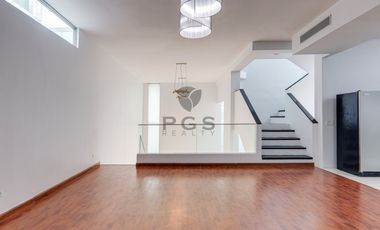 PH Minimal Houses, Altos del Golf – Amplia casa en Alquiler