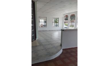 Alquiler de Casa en Villa Lucre