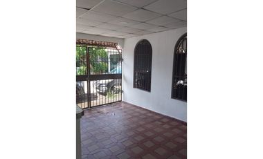 Alquiler de Casa en Villa Lucre