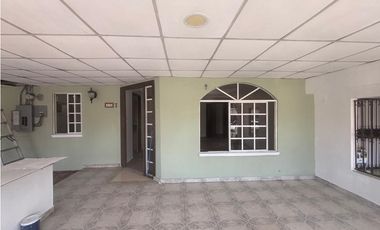 Alquiler de Casa en Villa Lucre