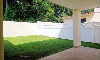 Casa en venta en Sunset Hills, Costa Verde – La Chorrera