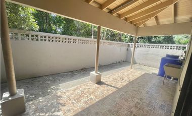 VENDO CASA EN URB. LAS CUMBRES, NATURALEZA PRIVILEGIADA