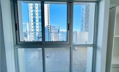 VENDO APARTAMENTO EN BELLA VISTA, 3 RECAMARAS, 180M2, CON TERRAZA.