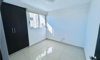 VENDO APARTAMENTO EN BELLA VISTA, 3 RECAMARAS, 180M2, CON TERRAZA.