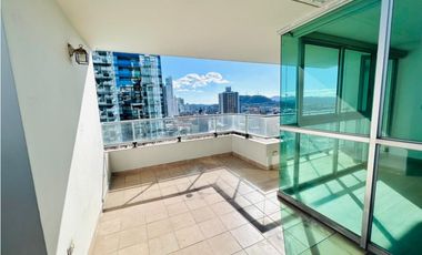 VENDO APARTAMENTO EN BELLA VISTA, 3 RECAMARAS, 180M2, CON TERRAZA.