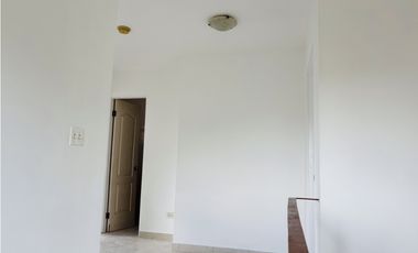 Casa en Venta / Alquiler – Villa Alta