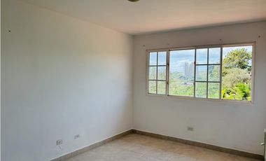 Casa en Venta / Alquiler – Villa Alta