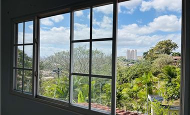 Casa en Venta / Alquiler – Villa Alta