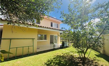 Casa en Venta / Alquiler – Villa Alta