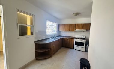 Casa en Venta / Alquiler – Villa Alta