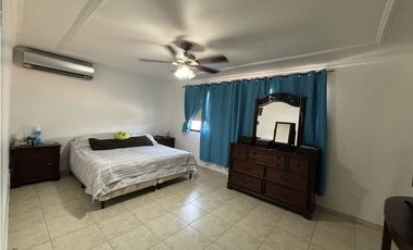 Casa en Venta – Villas del Golf