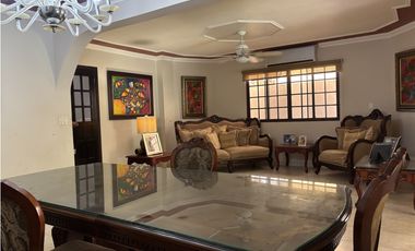 Casa en Venta – Villas del Golf
