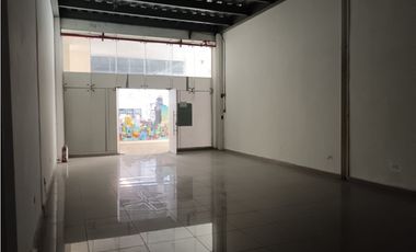 Local comercial en alquiler Plaza Fortuner Center (Planta Baja, 90 m²)