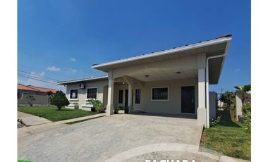 ¡OPORTUNIDAD! CASA EN Llano Marín, Paseo del Río, Precio de Remate