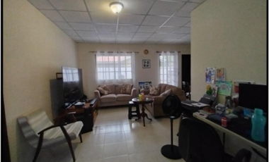 ¡OPORTUNIDAD! CASA EN Llano Marín, Paseo del Río, Precio de Remate