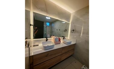 ALQUILO APARTAMENTO EN SAN FRANCISCO, 3 RECAMARAS, AMOBLADO, 185M2.