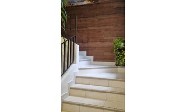 VENDO CASA QUINTA DE VERSALLES MODELO MARSELLA