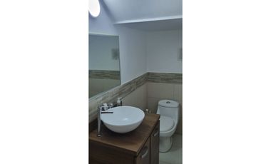 VENDO CASA QUINTA DE VERSALLES MODELO MARSELLA