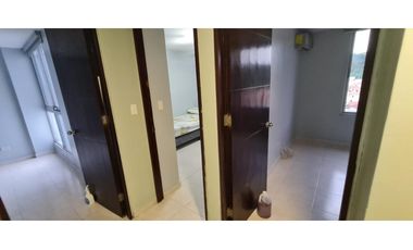Apartamento en alquiler en PH Macgregor Point – Condado del Rey