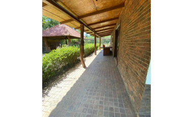 SE VENDE 3 CABAÑA Sector de playa, Vía Monagre, Santa Ana