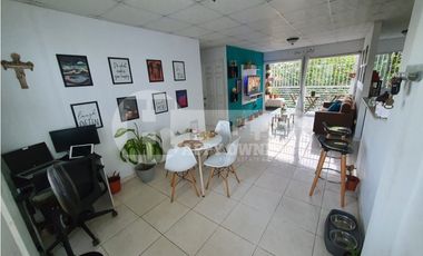 Venta de apartamento en PH Ambar, La florida Pedregal.