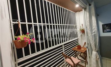 Venta de apartamento en PH Ambar, La florida Pedregal.