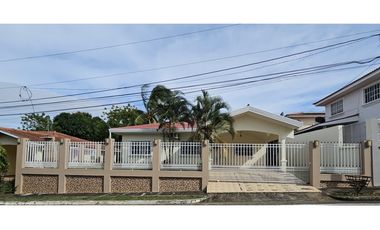 Venta/Alquiler de casa en Villas del Golf, Chitré