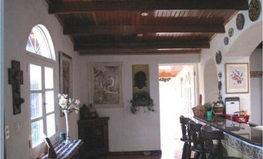 CASA EN VENTA O ALQUILER EN EL VALLE DE ANTÓN 1.8 HECTREAS